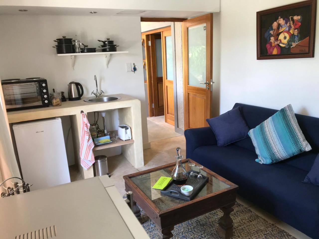 Bryan'S View Apartment Windhoek Exterior photo